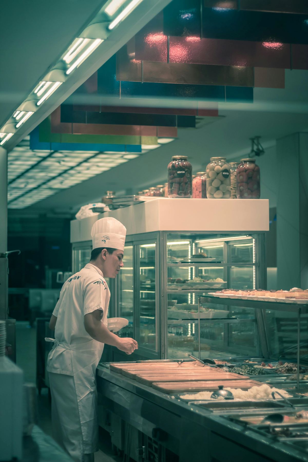 How to Determine What Refrigeration Units You Need for Your New Restaurant